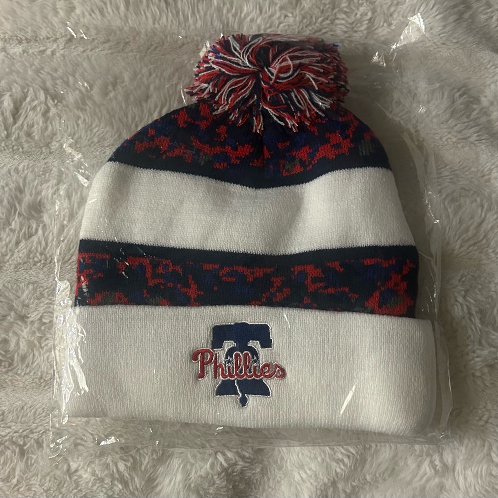 NWT✨ Phillies Beanie